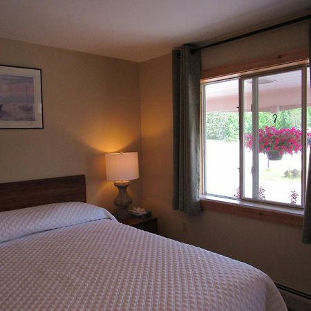 Acadia Gateway Motel Trenton Eksteriør bilde